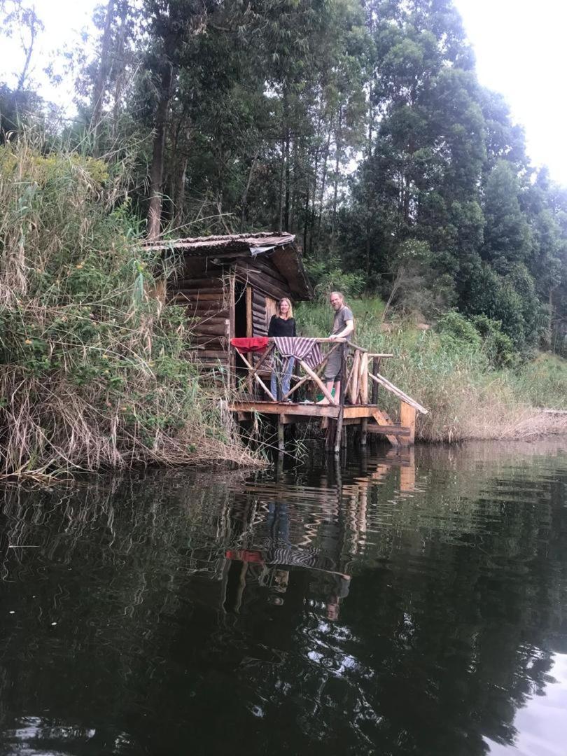 Om Hostel Bunyonyi Kabale 外观 照片
