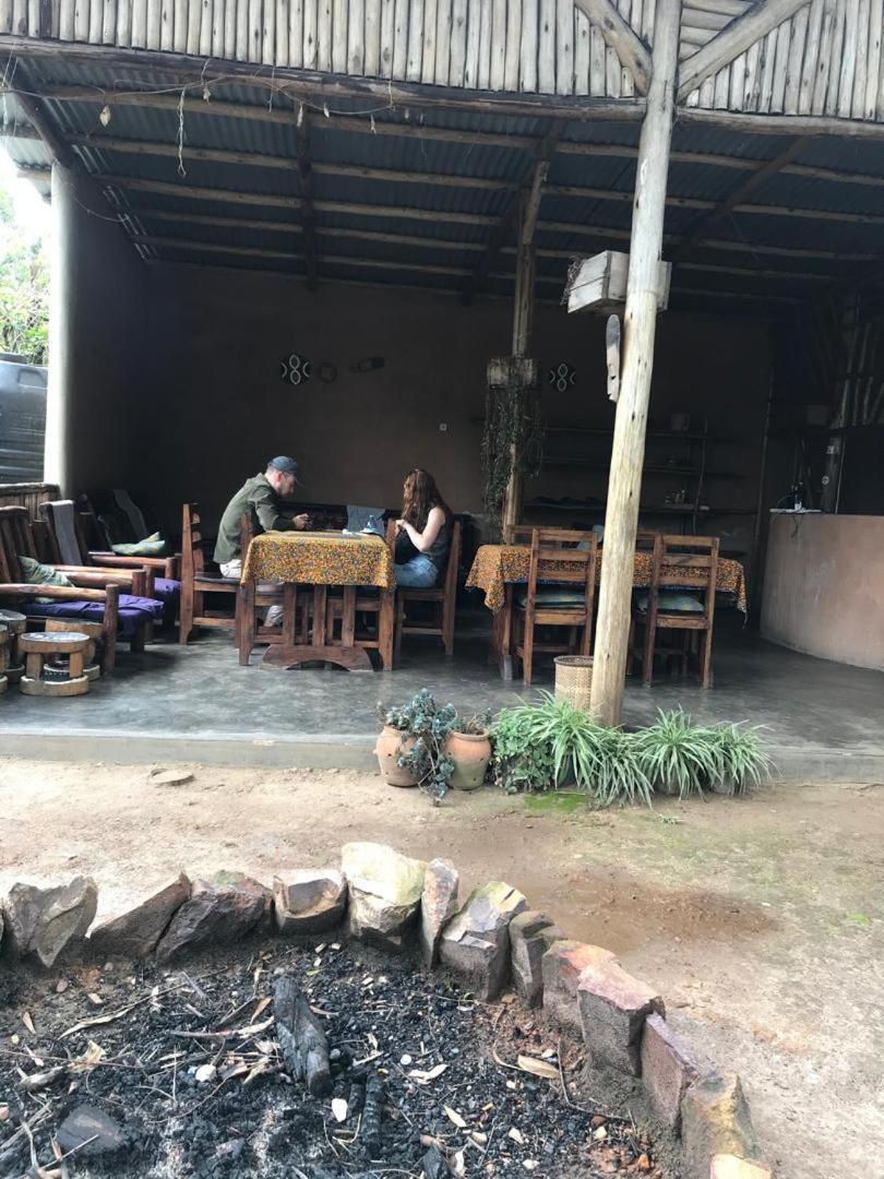Om Hostel Bunyonyi Kabale 外观 照片