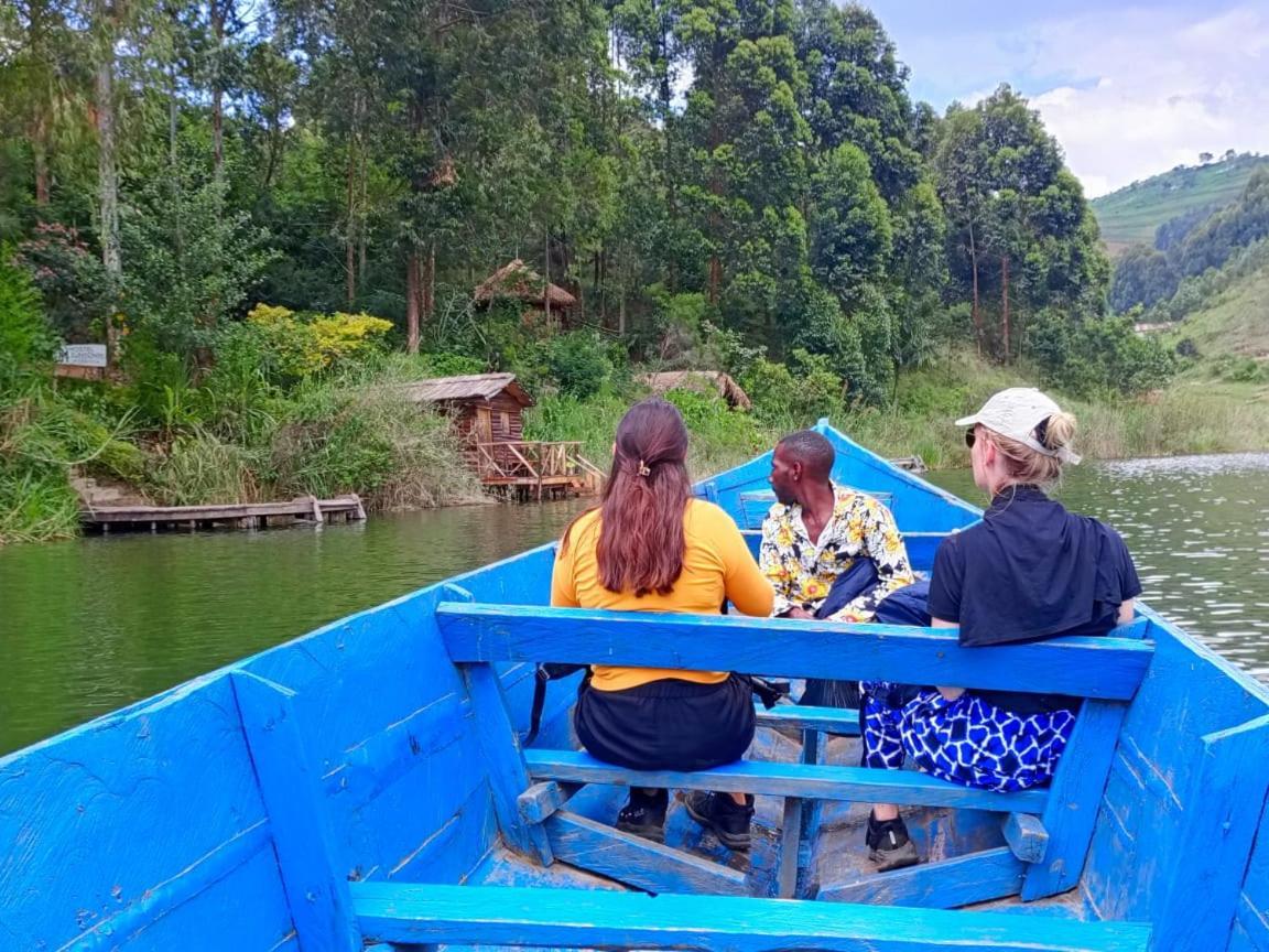 Om Hostel Bunyonyi Kabale 外观 照片