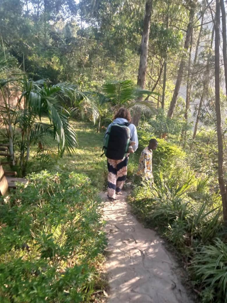 Om Hostel Bunyonyi Kabale 外观 照片