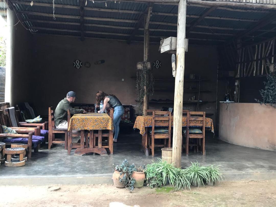 Om Hostel Bunyonyi Kabale 外观 照片
