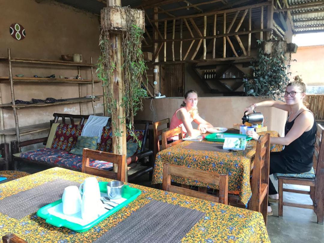 Om Hostel Bunyonyi Kabale 外观 照片