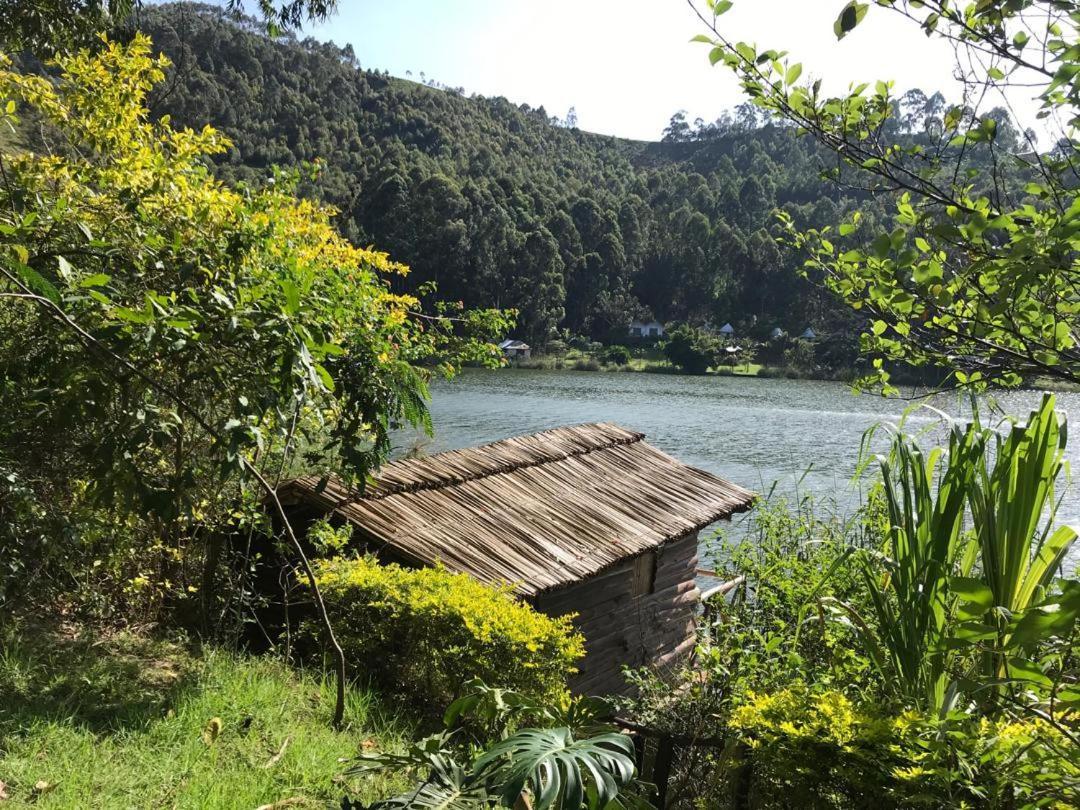 Om Hostel Bunyonyi Kabale 外观 照片