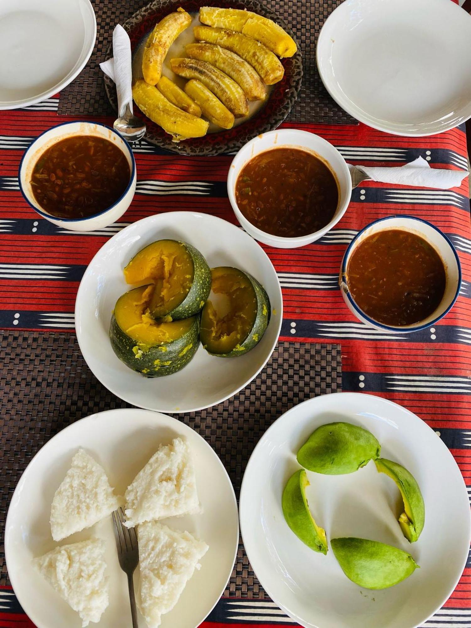 Om Hostel Bunyonyi Kabale 外观 照片